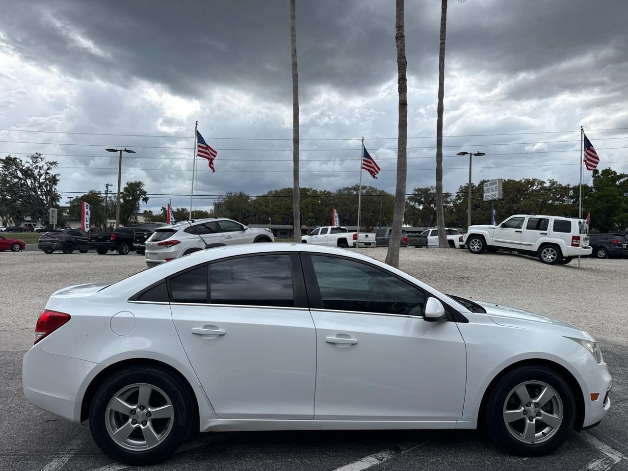 Chevrolet Cruze Limited 4dr Sdn Auto LT w/1LT 2016