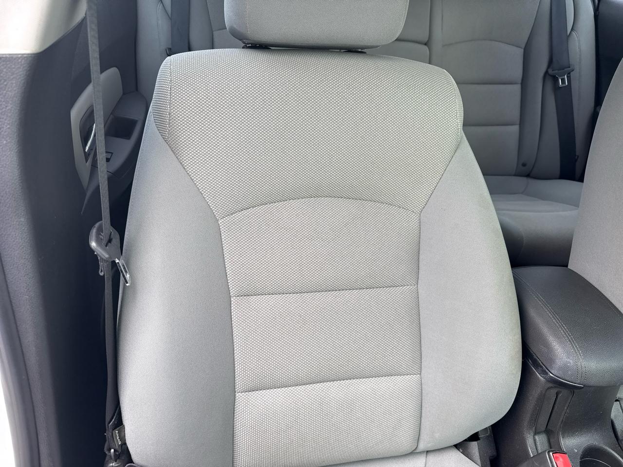 Chevrolet Cruze Limited 4dr Sdn Auto LT w/1LT 2016