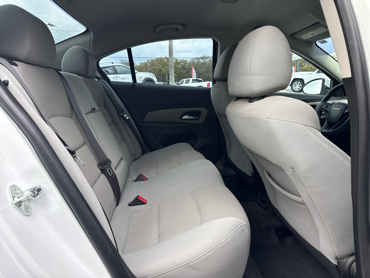 Chevrolet Cruze Limited 4dr Sdn Auto LT w/1LT 2016