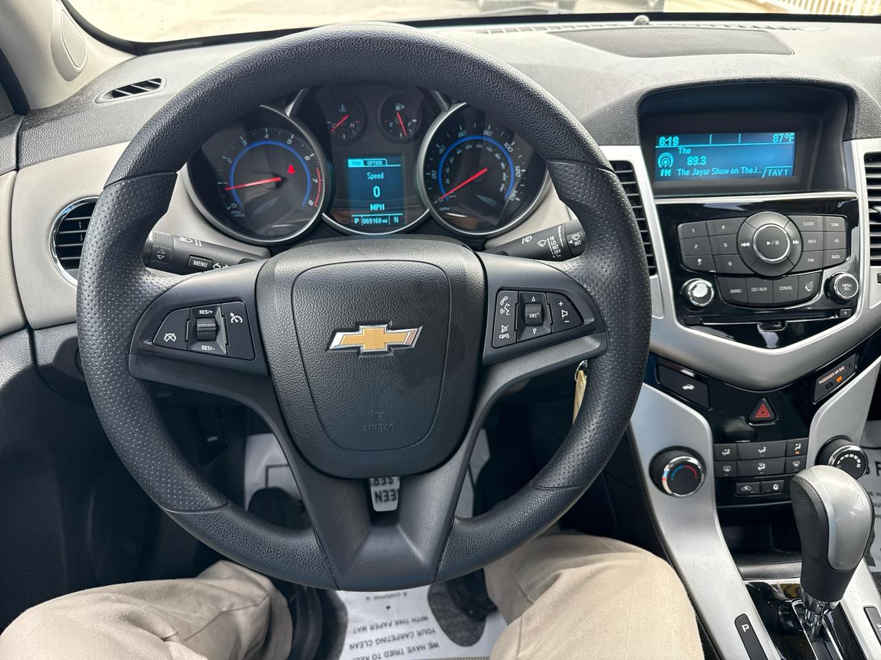 Chevrolet Cruze Limited 4dr Sdn Auto LT w/1LT 2016