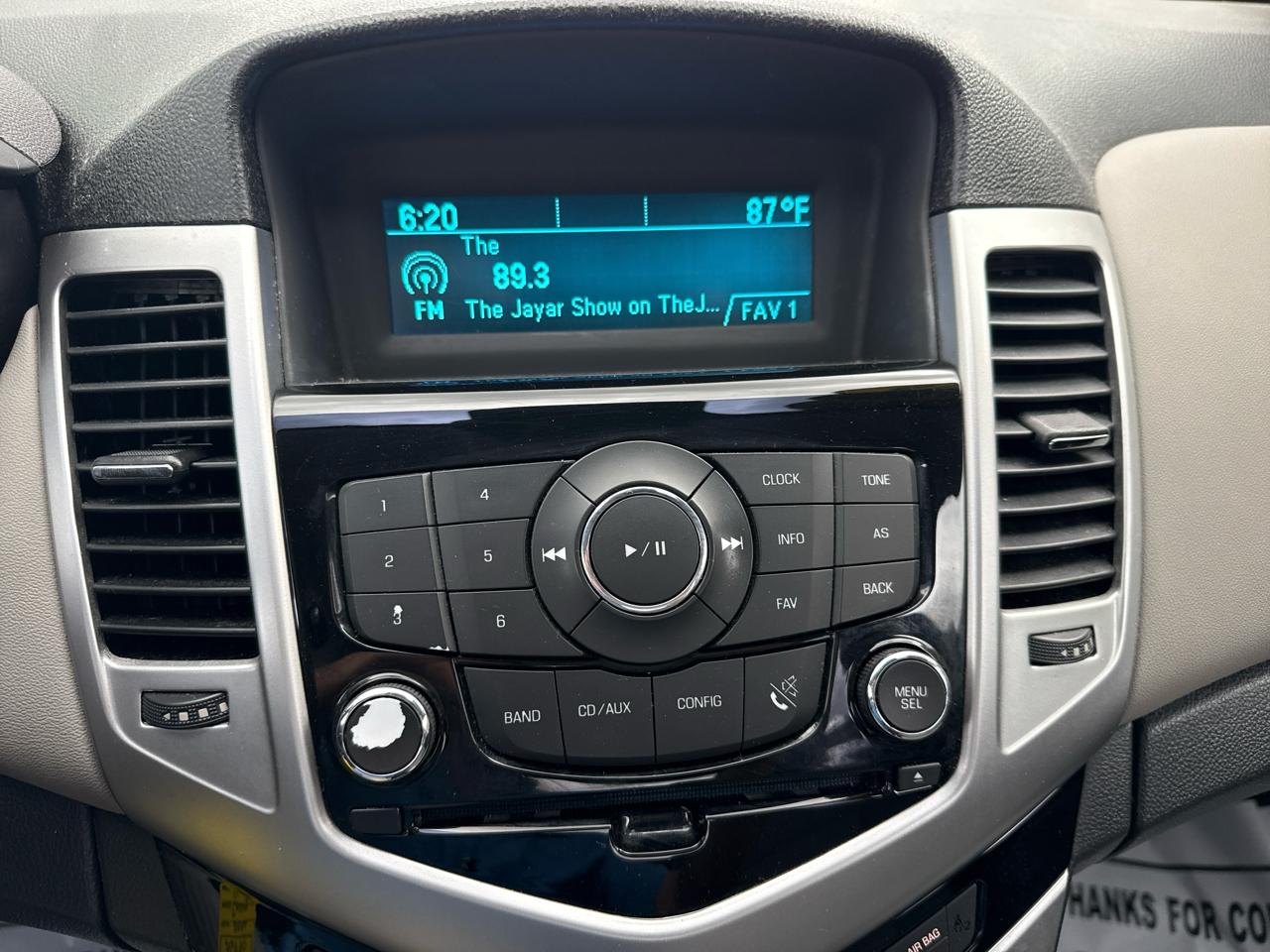 Chevrolet Cruze Limited 4dr Sdn Auto LT w/1LT 2016