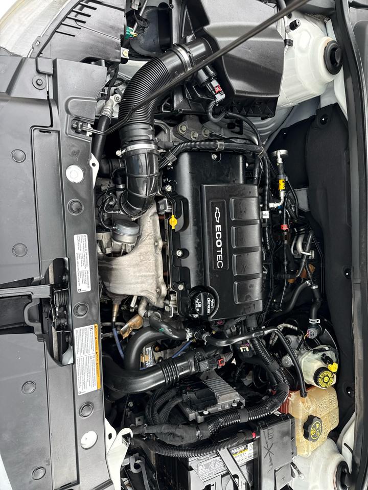 Chevrolet Cruze Limited 4dr Sdn Auto LT w/1LT 2016