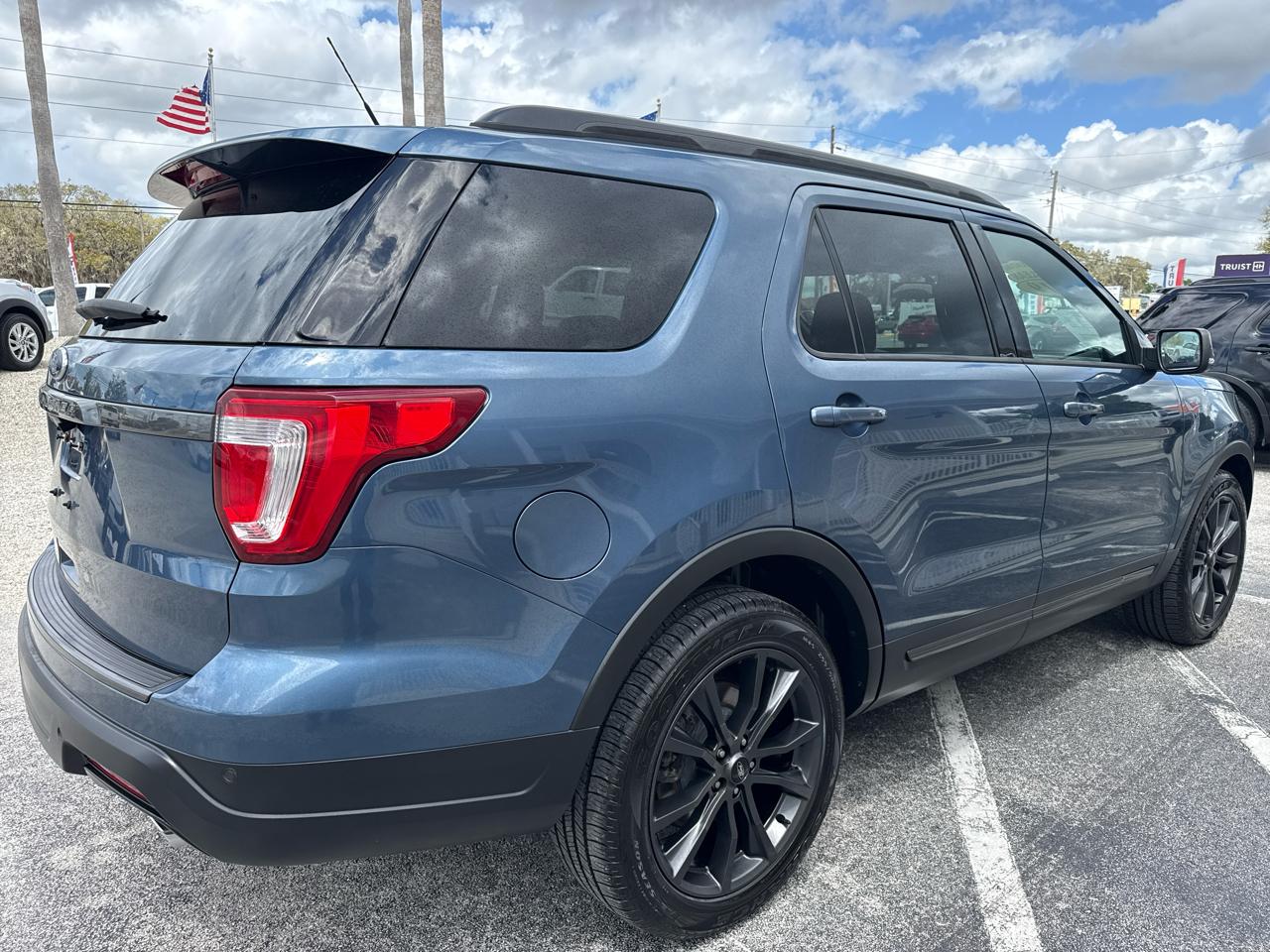 Ford Explorer XLT FWD 2019
