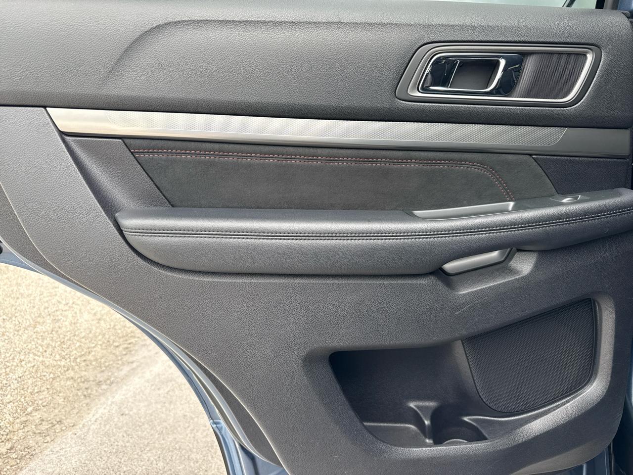 Ford Explorer XLT FWD 2019