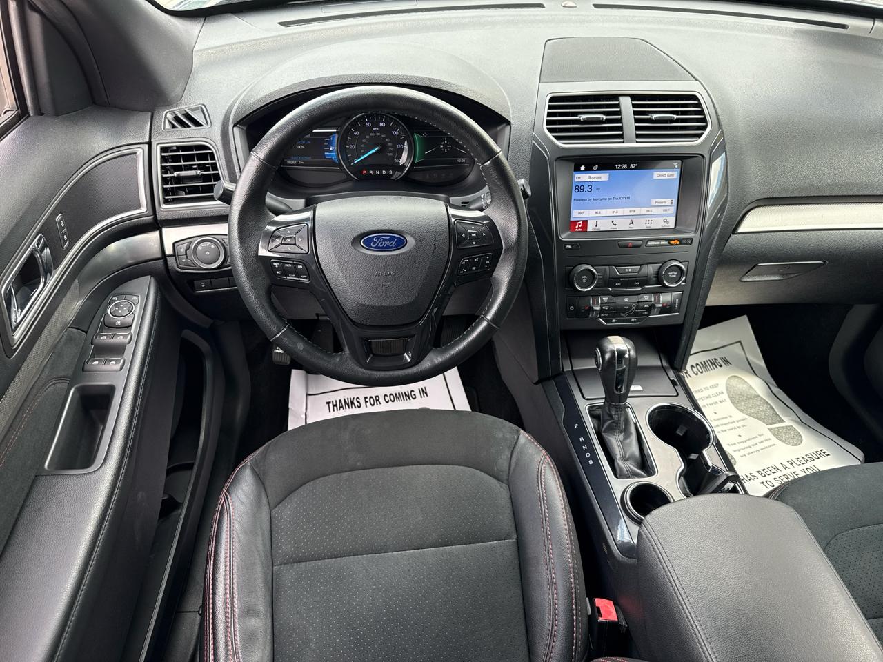 Ford Explorer XLT FWD 2019