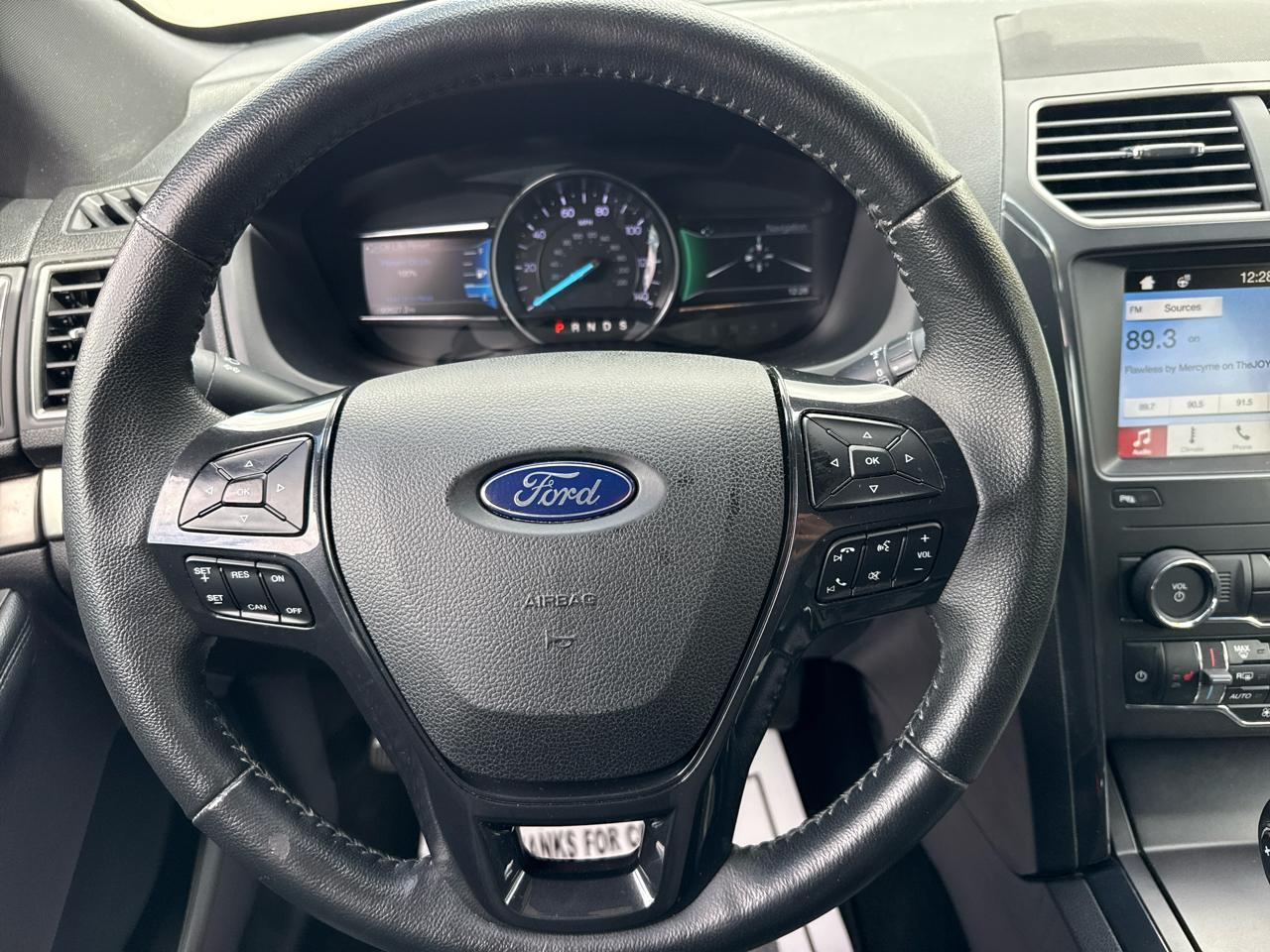 Ford Explorer XLT FWD 2019