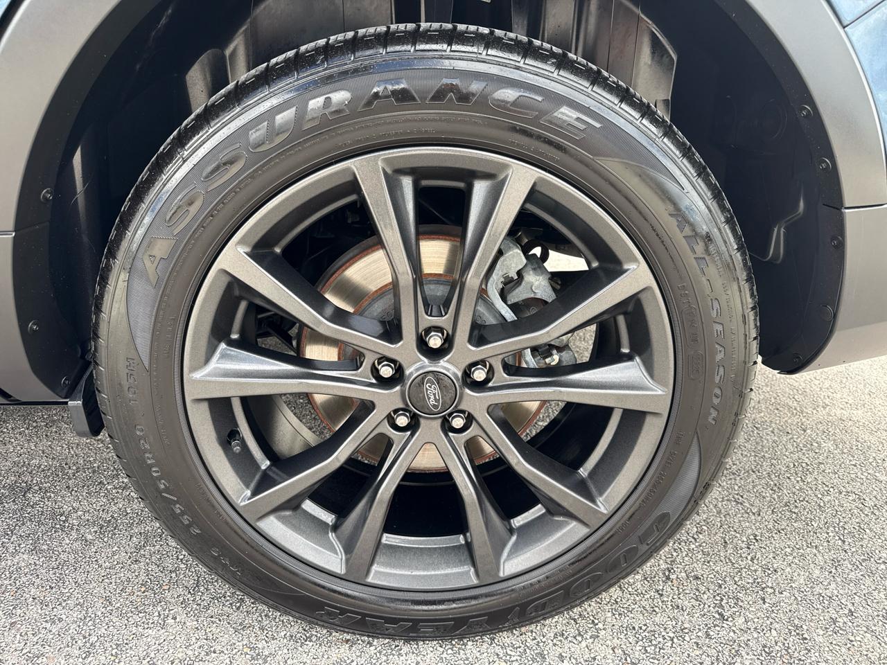 Ford Explorer XLT FWD 2019