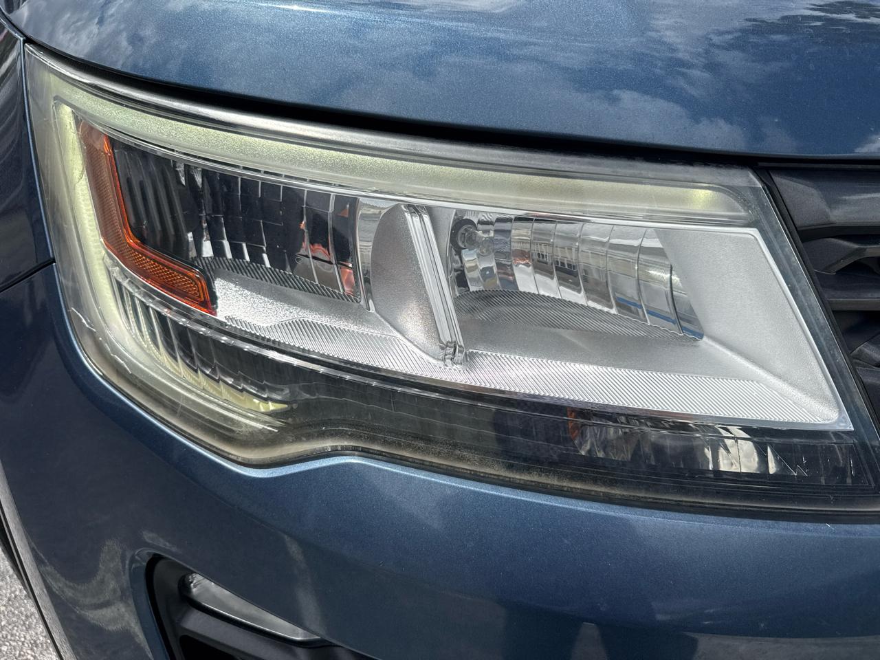 Ford Explorer XLT FWD 2019