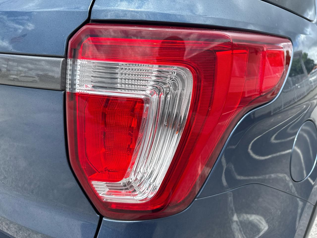 Ford Explorer XLT FWD 2019