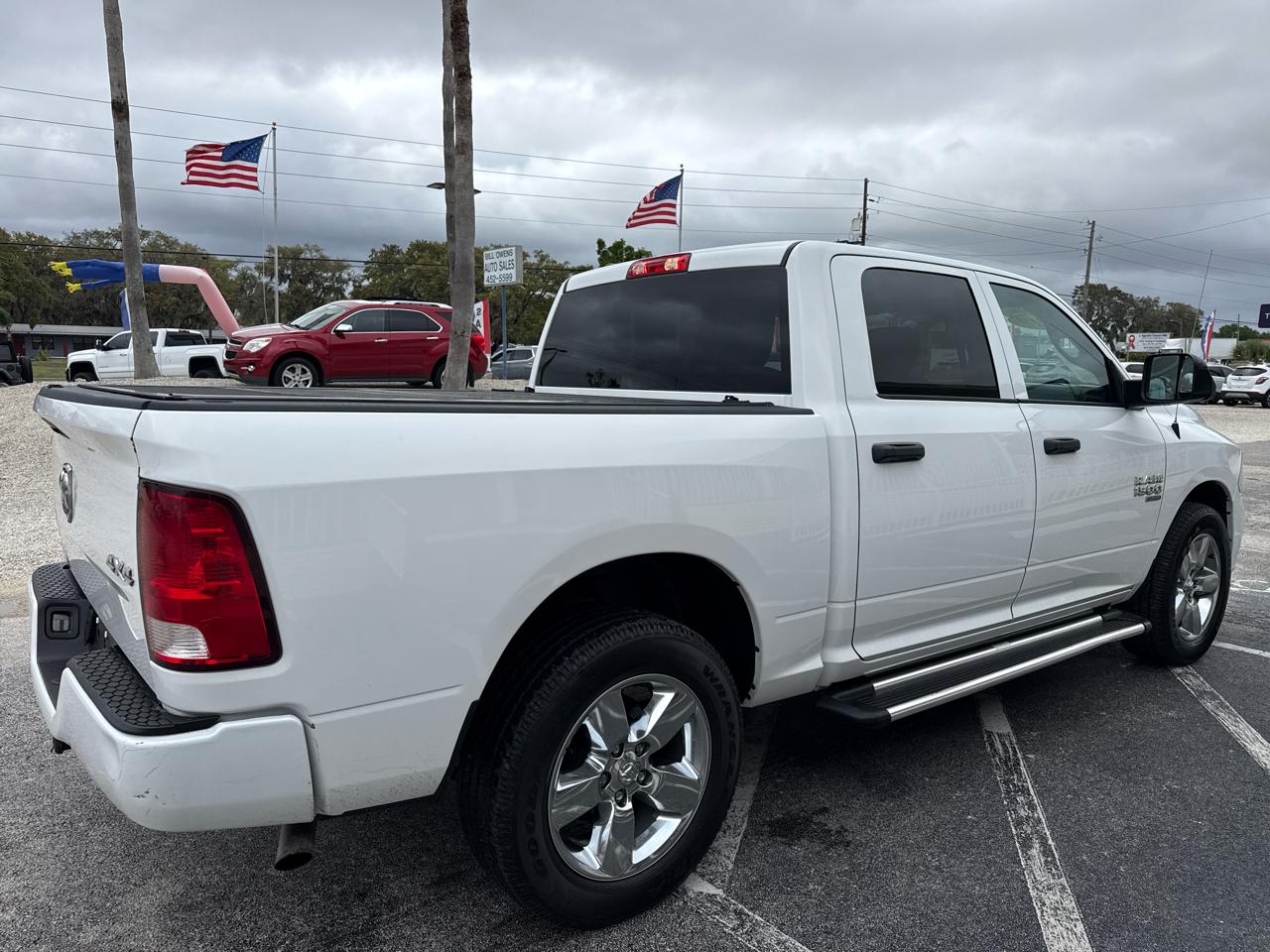 RAM 1500 Classic Express 4x4 Crew Cab 5'7" Box 2019
