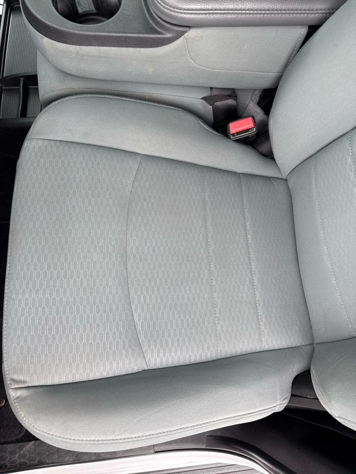 RAM 1500 Classic Express 4x4 Crew Cab 5'7" Box 2019