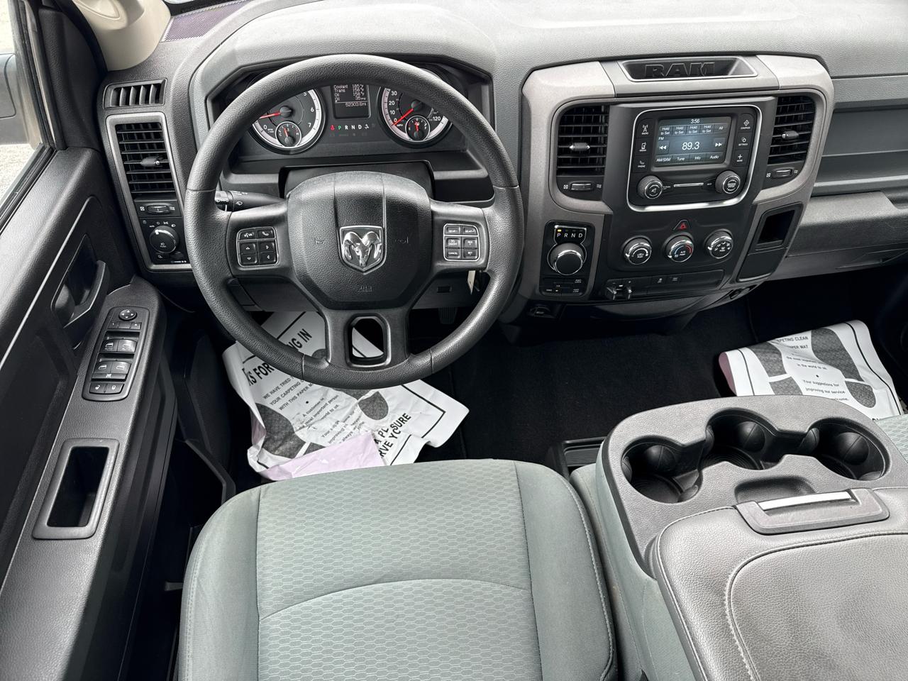 RAM 1500 Classic Express 4x4 Crew Cab 5'7" Box 2019