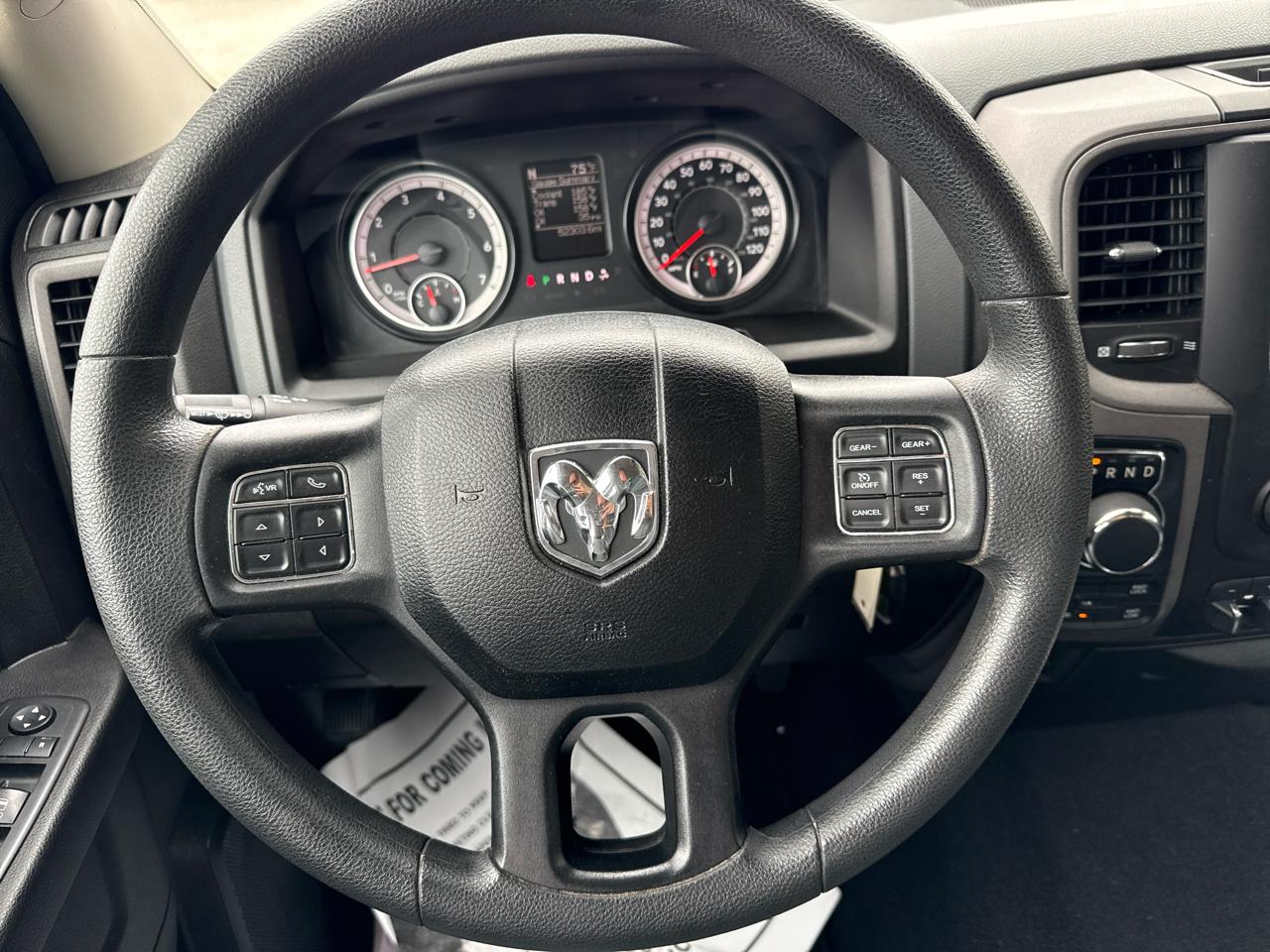 RAM 1500 Classic Express 4x4 Crew Cab 5'7" Box 2019