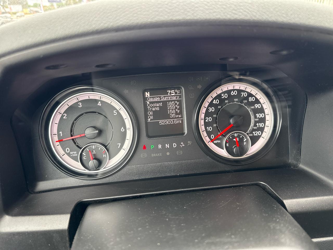 RAM 1500 Classic Express 4x4 Crew Cab 5'7" Box 2019