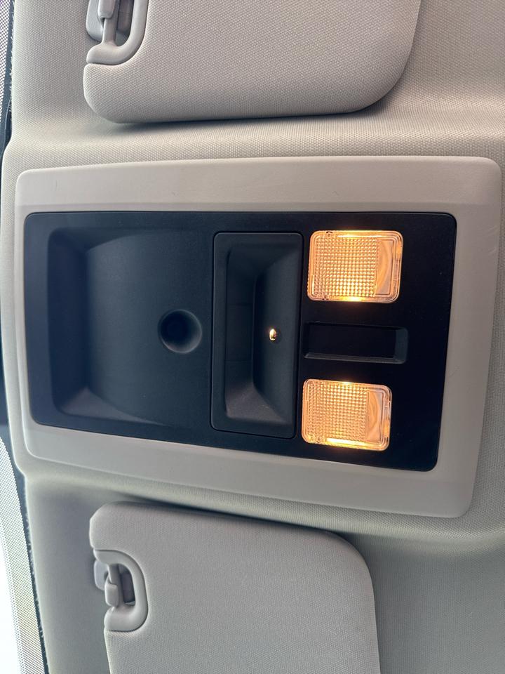 RAM 1500 Classic Express 4x4 Crew Cab 5'7" Box 2019