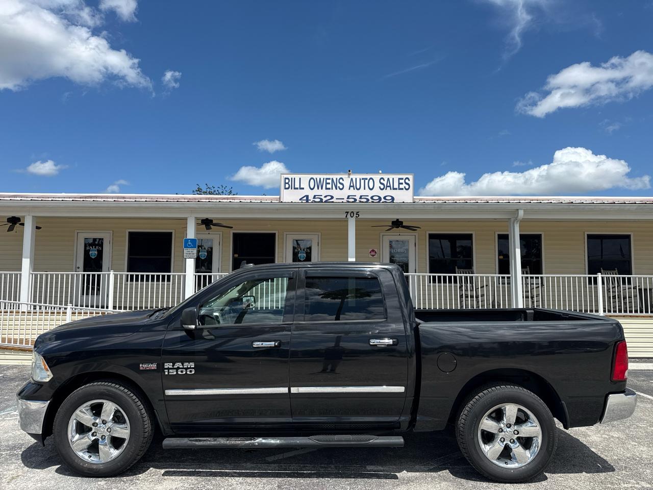 RAM 1500 Big Horn 4x2 Crew Cab 5'7" Box 2017