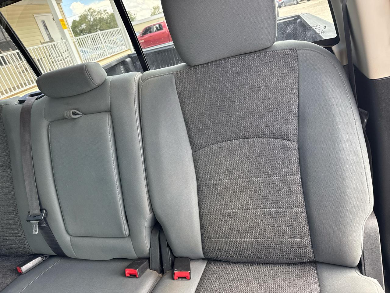 RAM 1500 Big Horn 4x2 Crew Cab 5'7" Box 2017