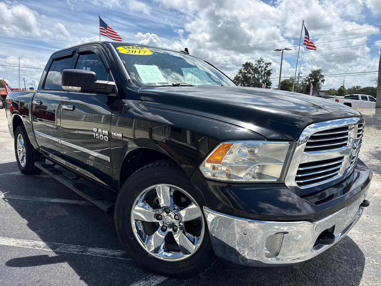 RAM 1500 Big Horn 4x2 Crew Cab 5'7" Box 2017
