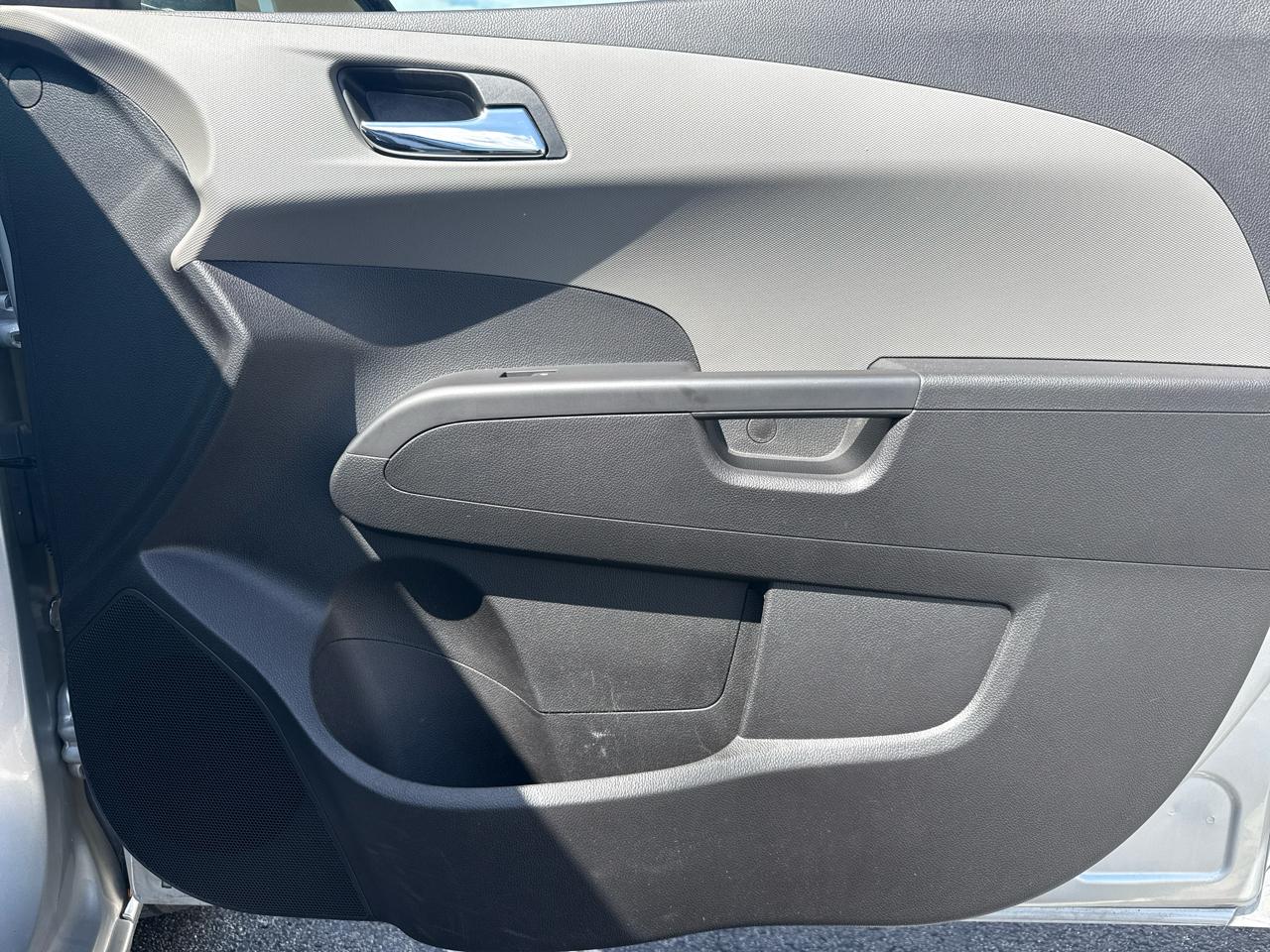 Chevrolet Sonic 5dr HB Auto LT 2014