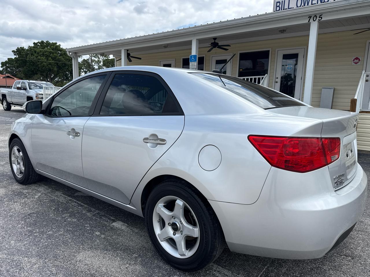 Kia Forte 4dr Sdn Auto EX 2010