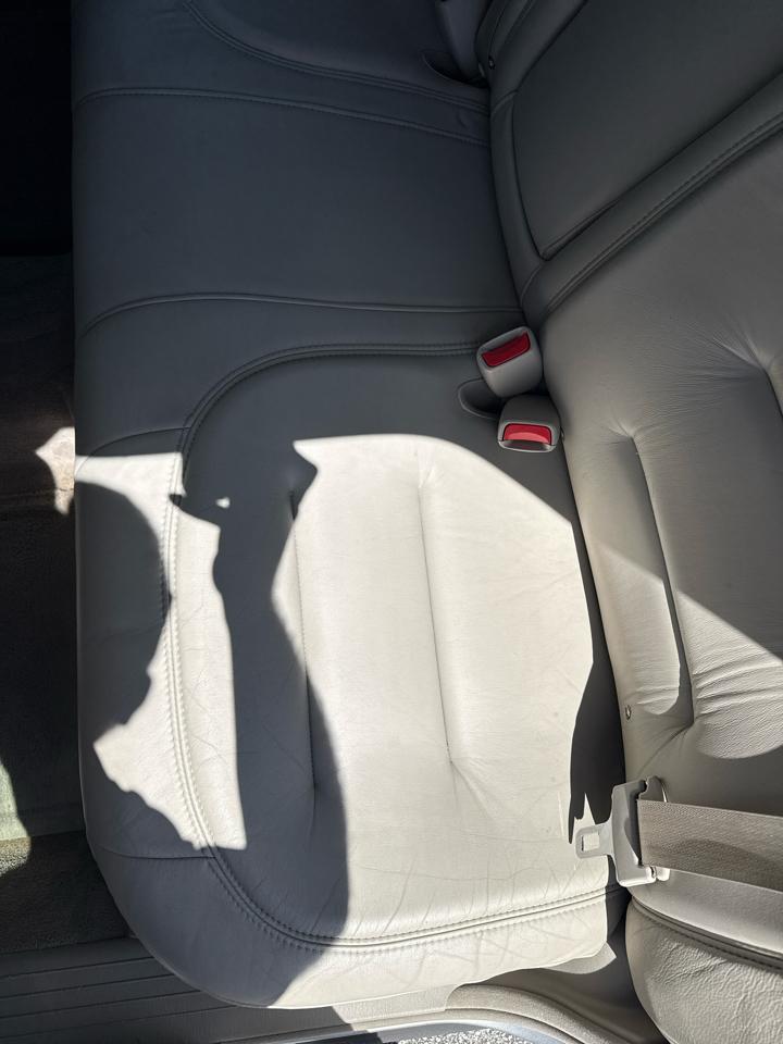 Cadillac DeVille 4dr Sdn 2002