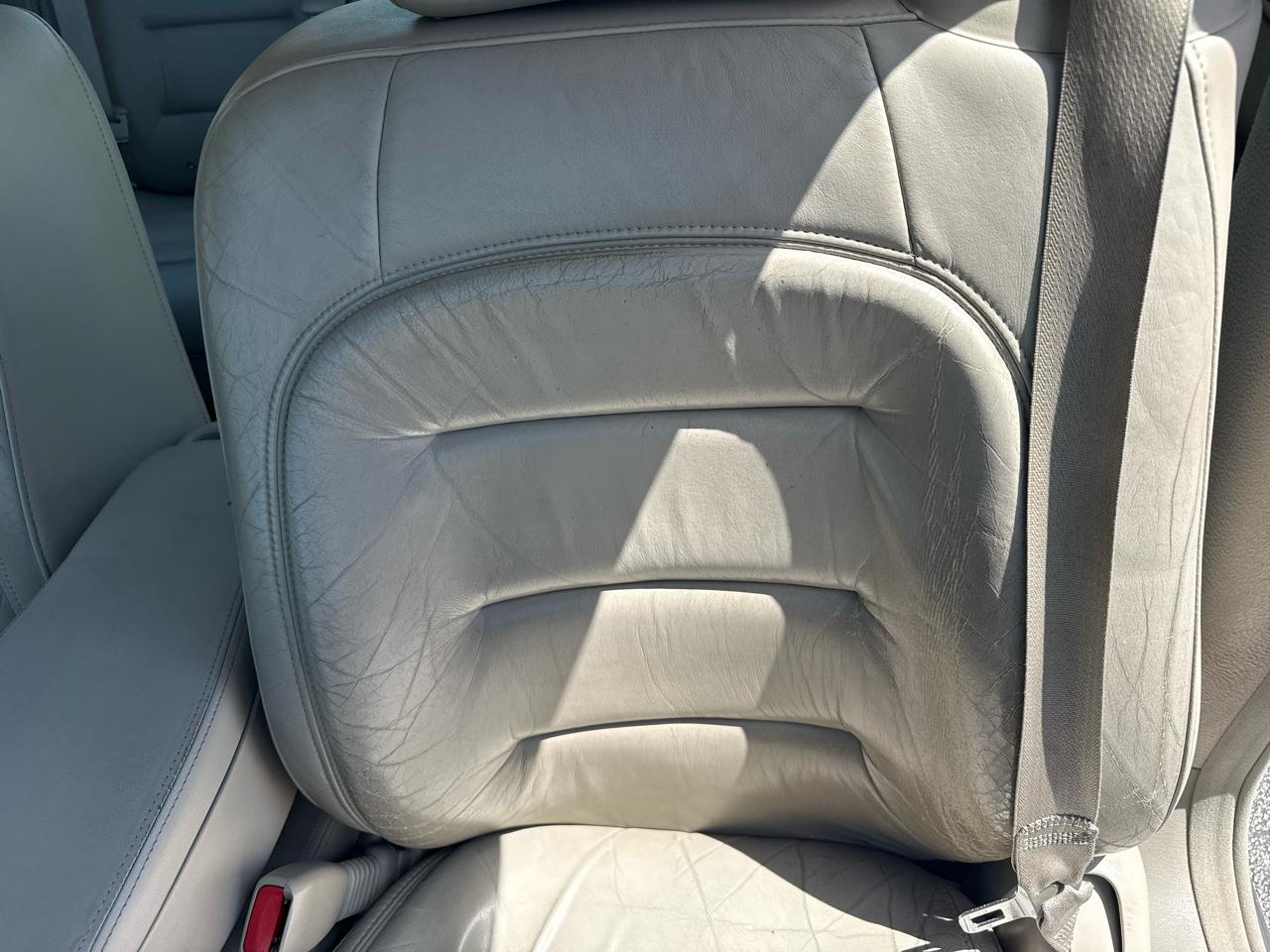 Cadillac DeVille 4dr Sdn 2002