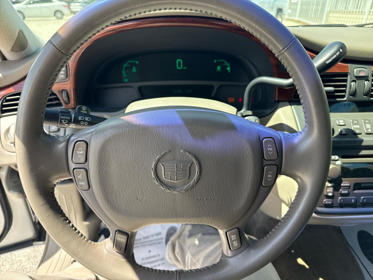 Cadillac DeVille 4dr Sdn 2002