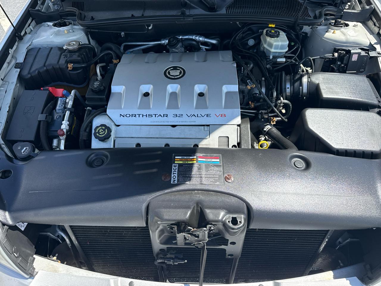 Cadillac DeVille 4dr Sdn 2002