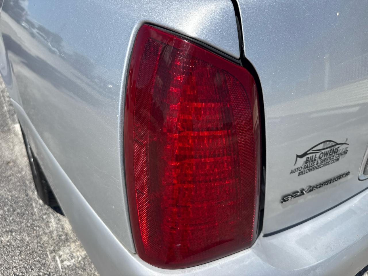 Cadillac DeVille 4dr Sdn 2002