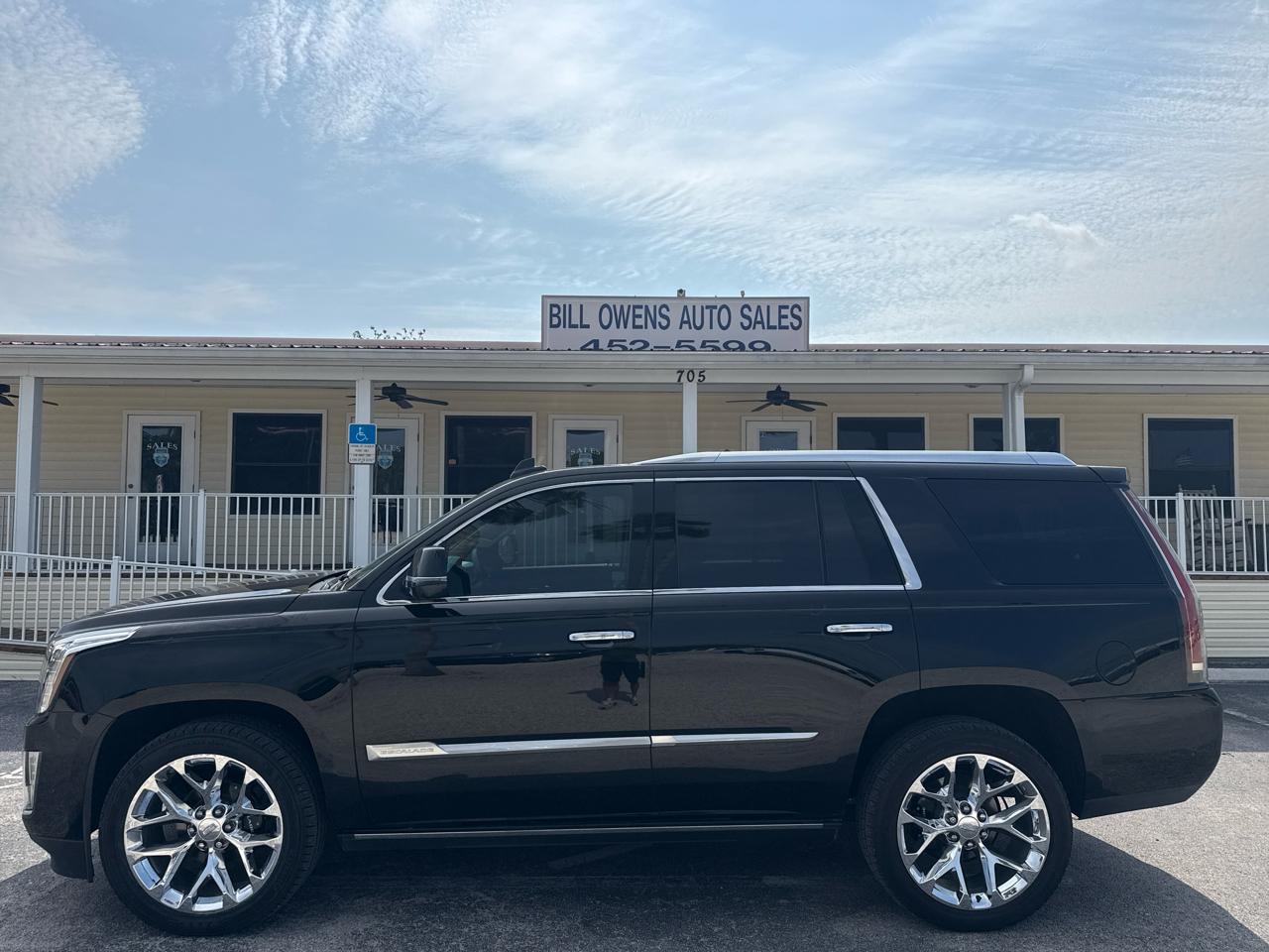Cadillac Escalade 4WD 4dr Premium Luxury 2018