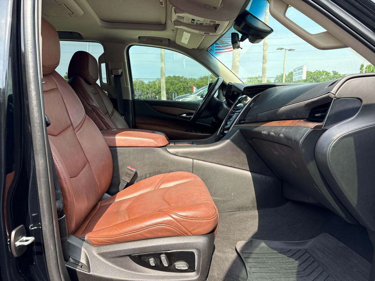 Cadillac Escalade 4WD 4dr Premium Luxury 2018