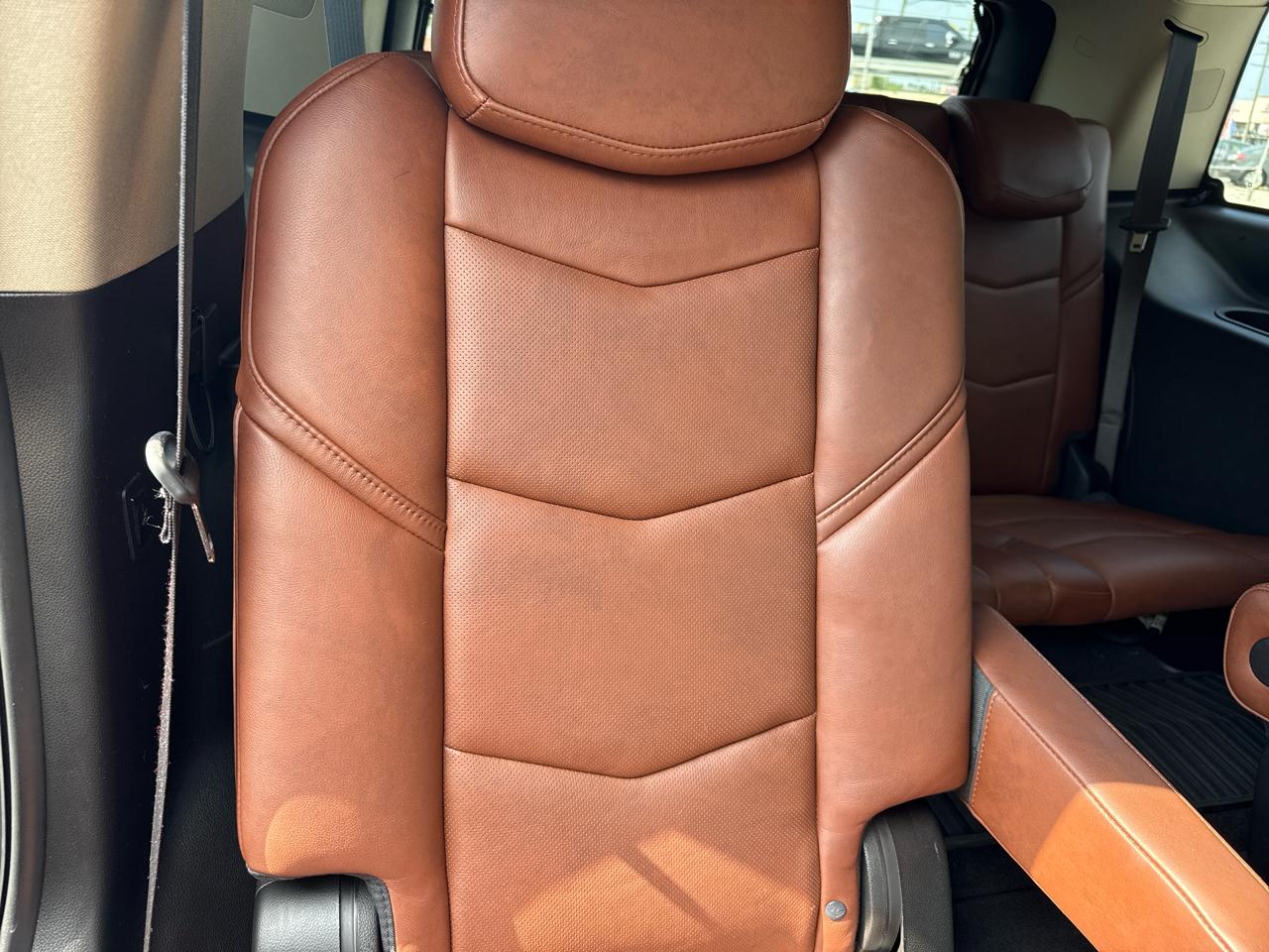 Cadillac Escalade 4WD 4dr Premium Luxury 2018
