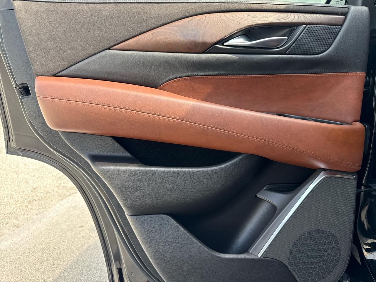 Cadillac Escalade 4WD 4dr Premium Luxury 2018