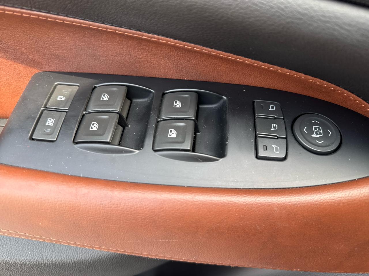 Cadillac Escalade 4WD 4dr Premium Luxury 2018