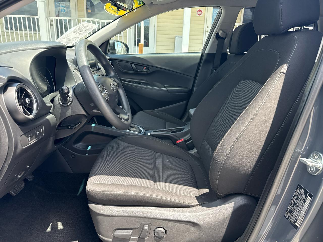 Hyundai Kona SEL Auto FWD 2023