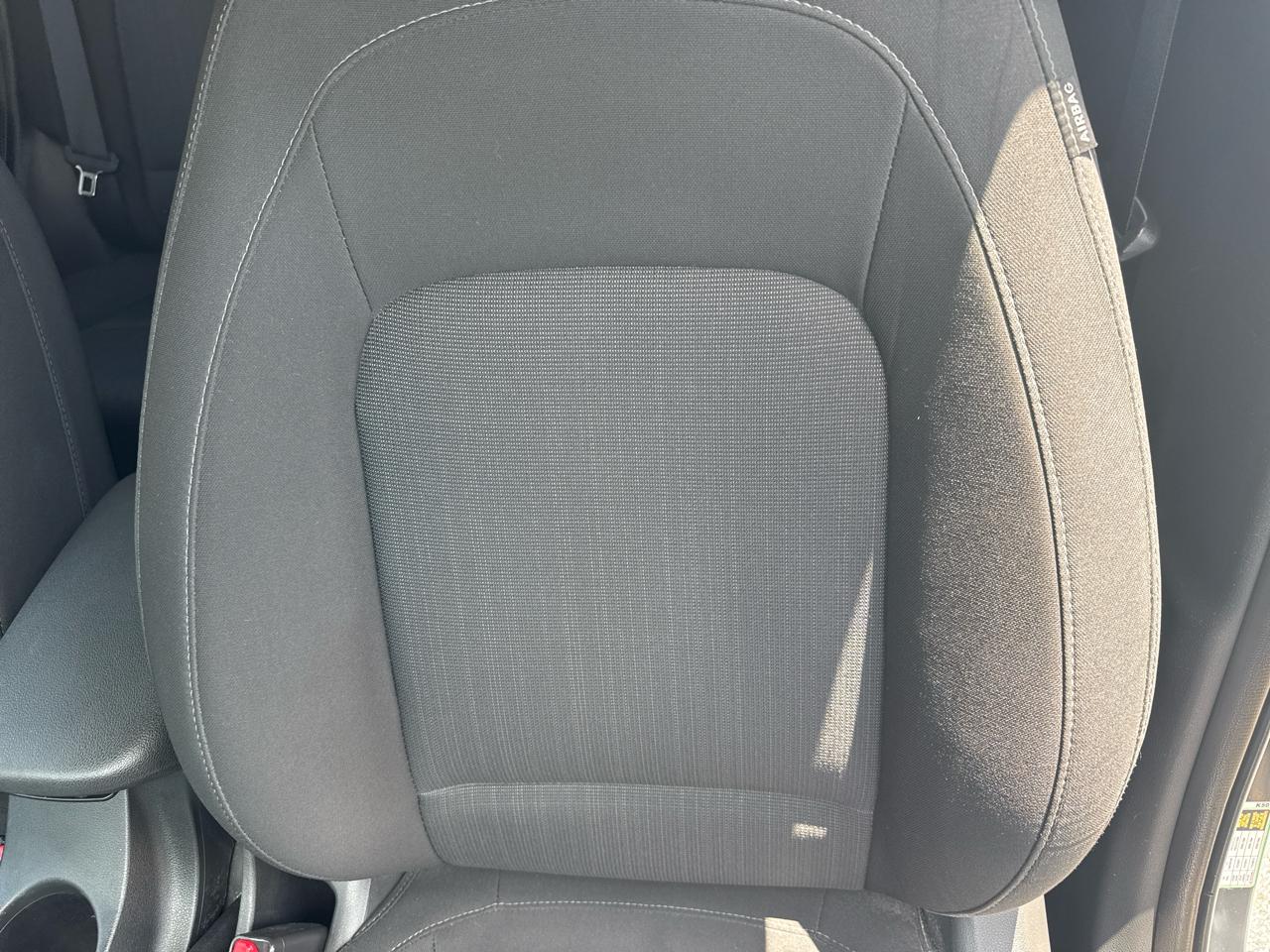 Hyundai Kona SEL Auto FWD 2023