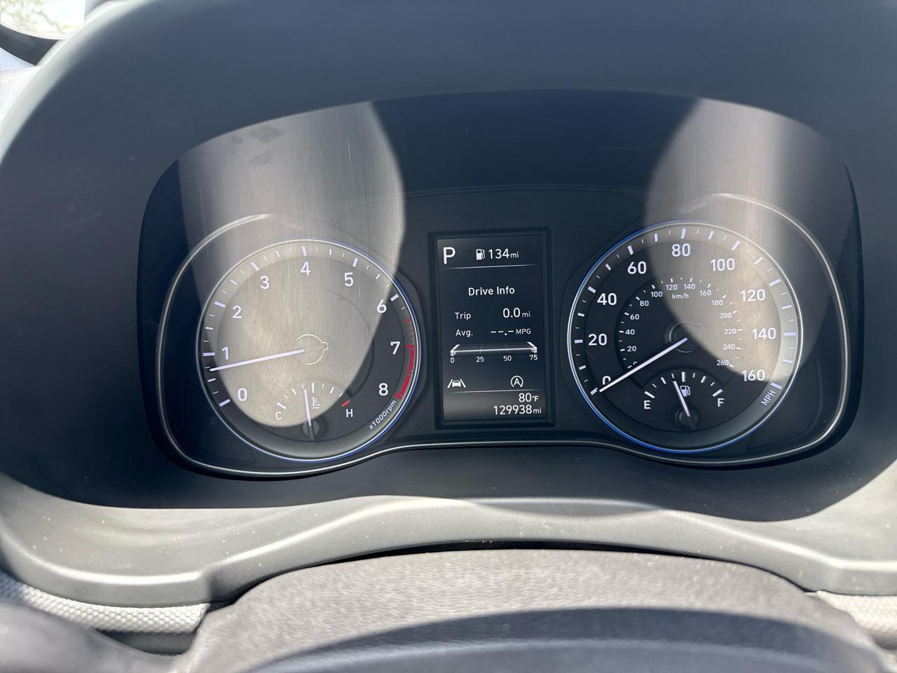 Hyundai Kona SEL Auto FWD 2023