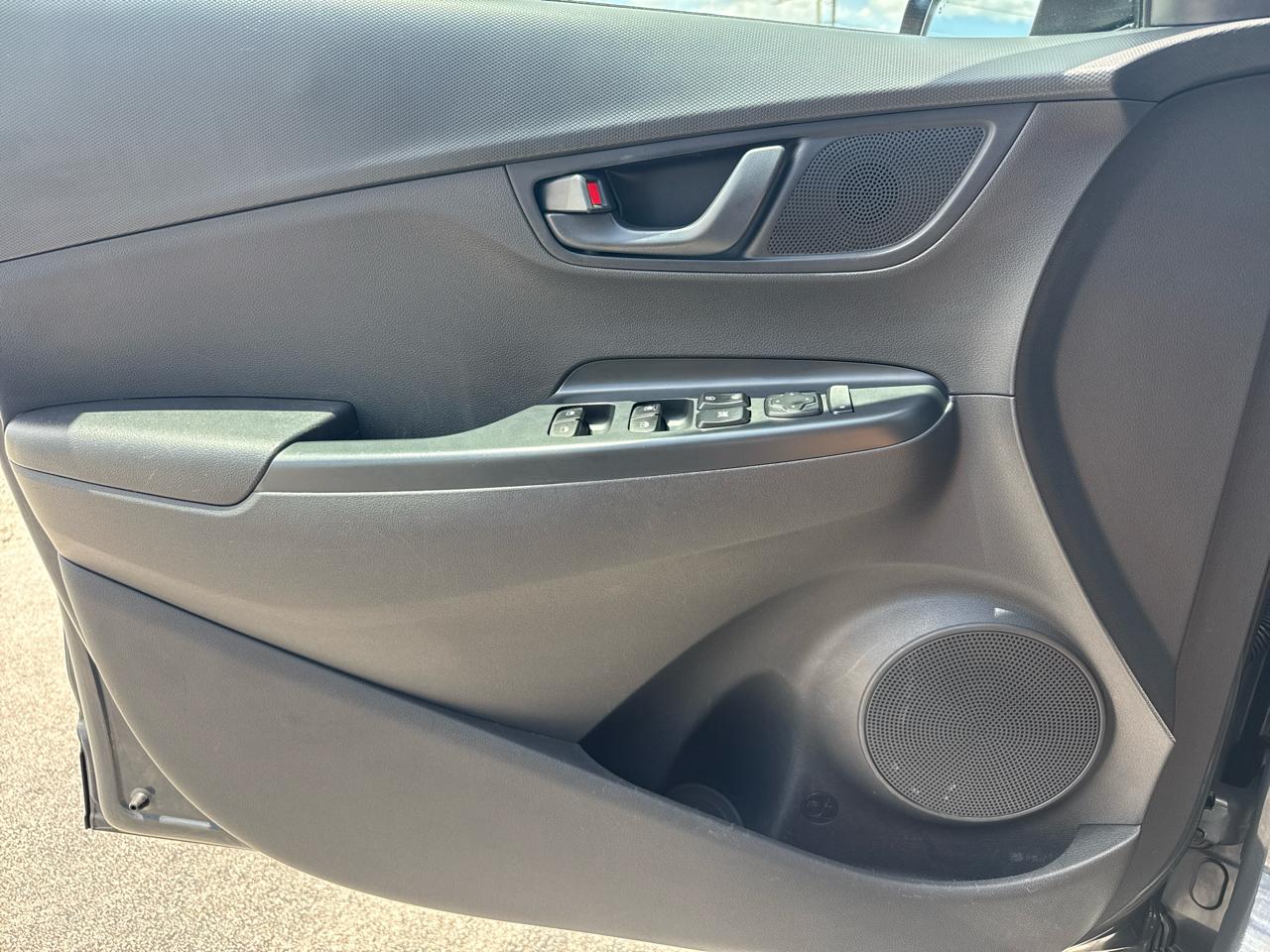 Hyundai Kona SEL Auto FWD 2023