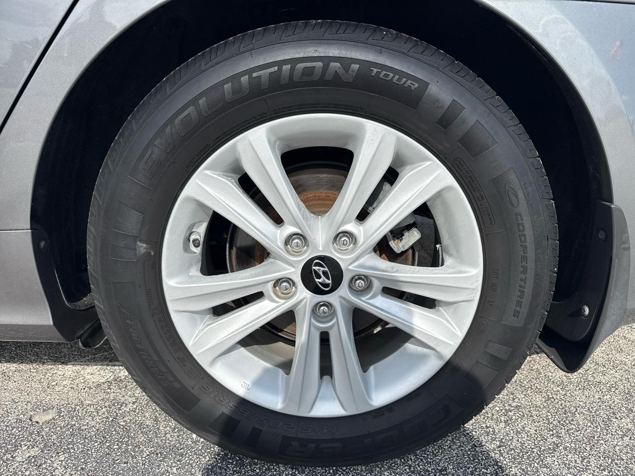 Hyundai Sonata 4dr Sdn 2.4L Auto GLS *Ltd Avail* 2013