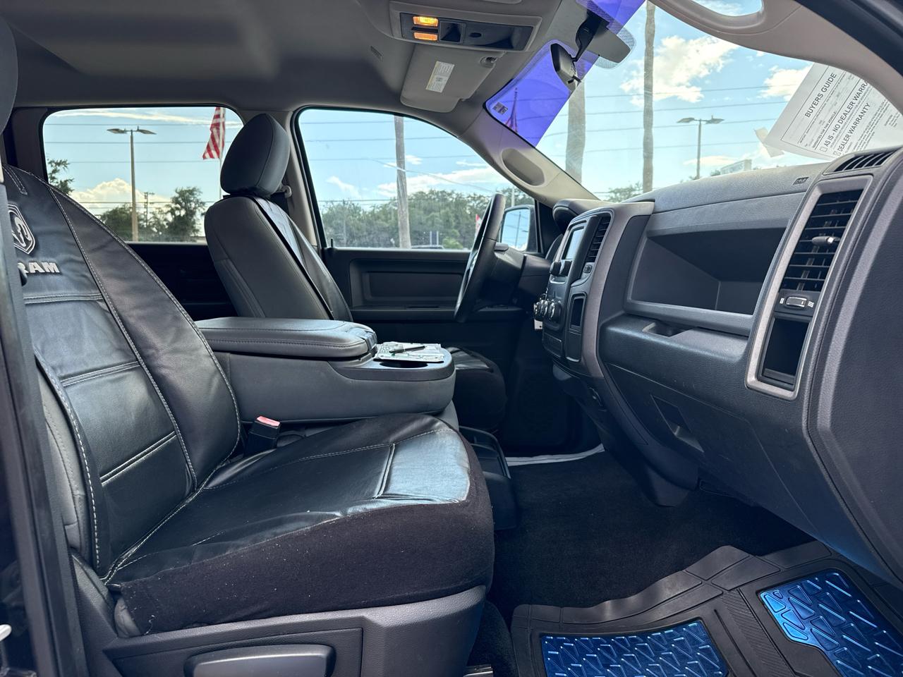 RAM 1500 Tradesman 4x4 Crew Cab 5'7" Box 2017