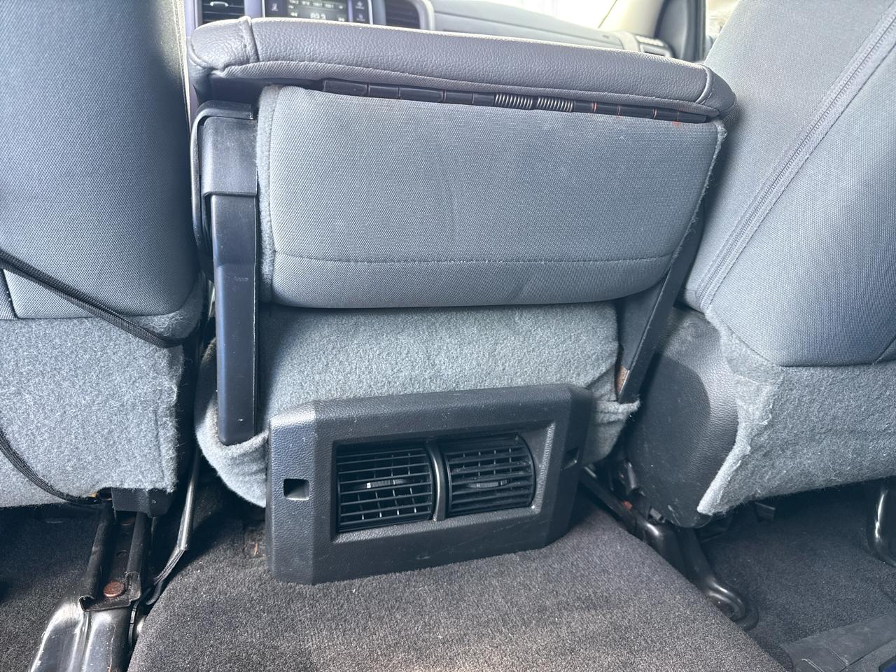 RAM 1500 Tradesman 4x4 Crew Cab 5'7" Box 2017