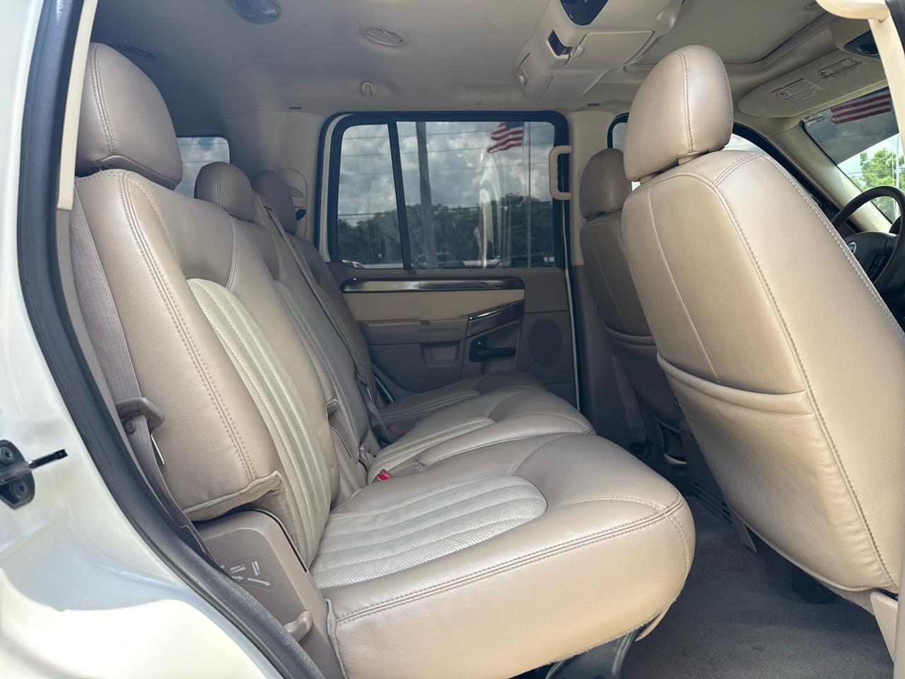 Mercury Mountaineer 4dr 114" WB Convenience 2003