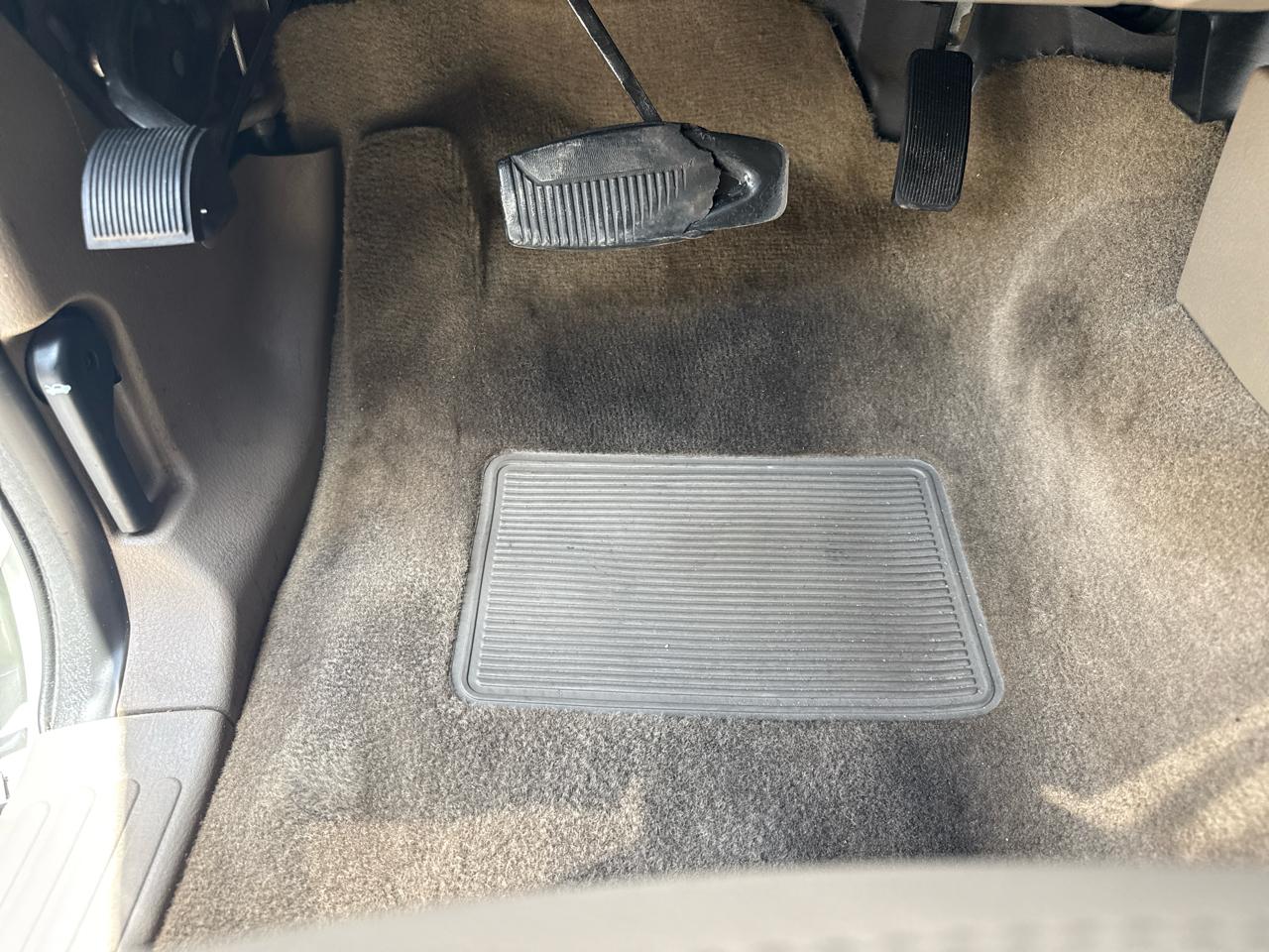 Mercury Mountaineer 4dr 114" WB Convenience 2003