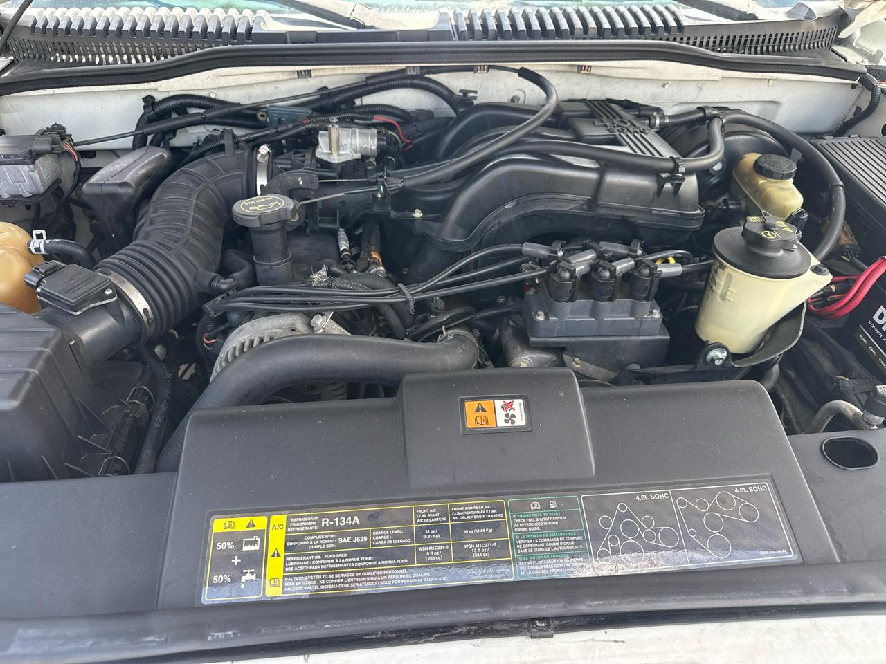 Mercury Mountaineer 4dr 114" WB Convenience 2003