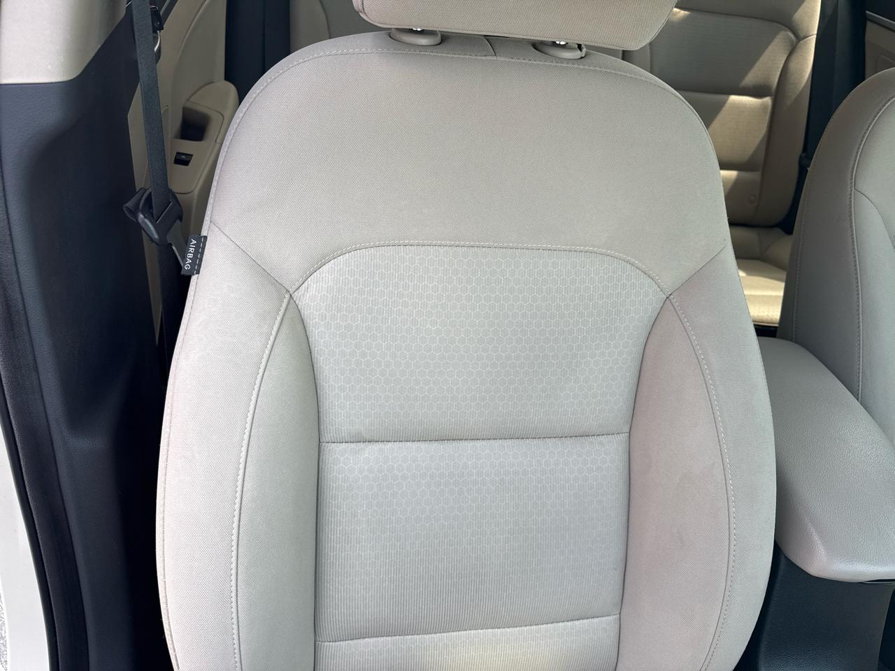 Hyundai Elantra Value Edition 2.0L Auto (Ulsan) 2018