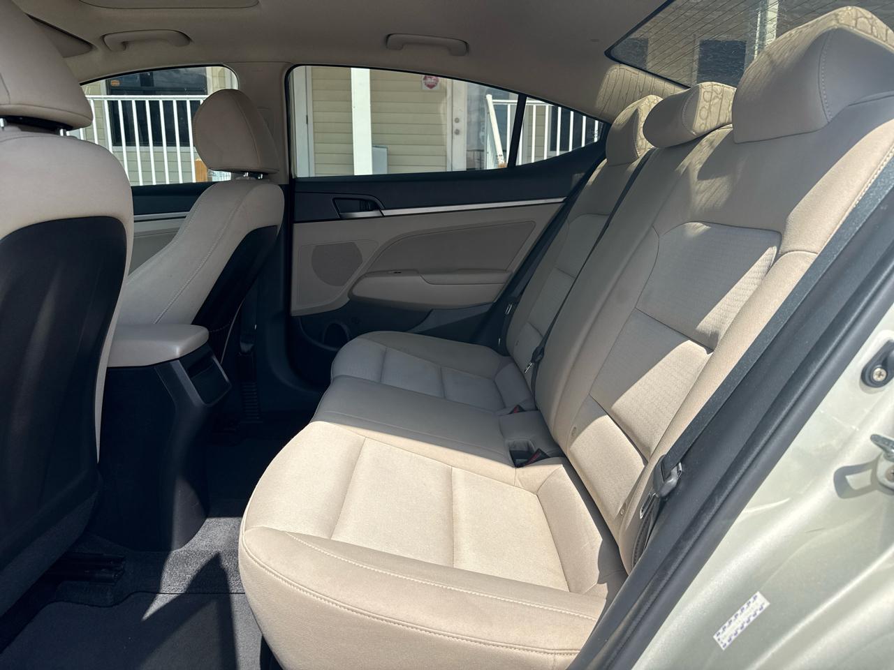 Hyundai Elantra Value Edition 2.0L Auto (Ulsan) 2018