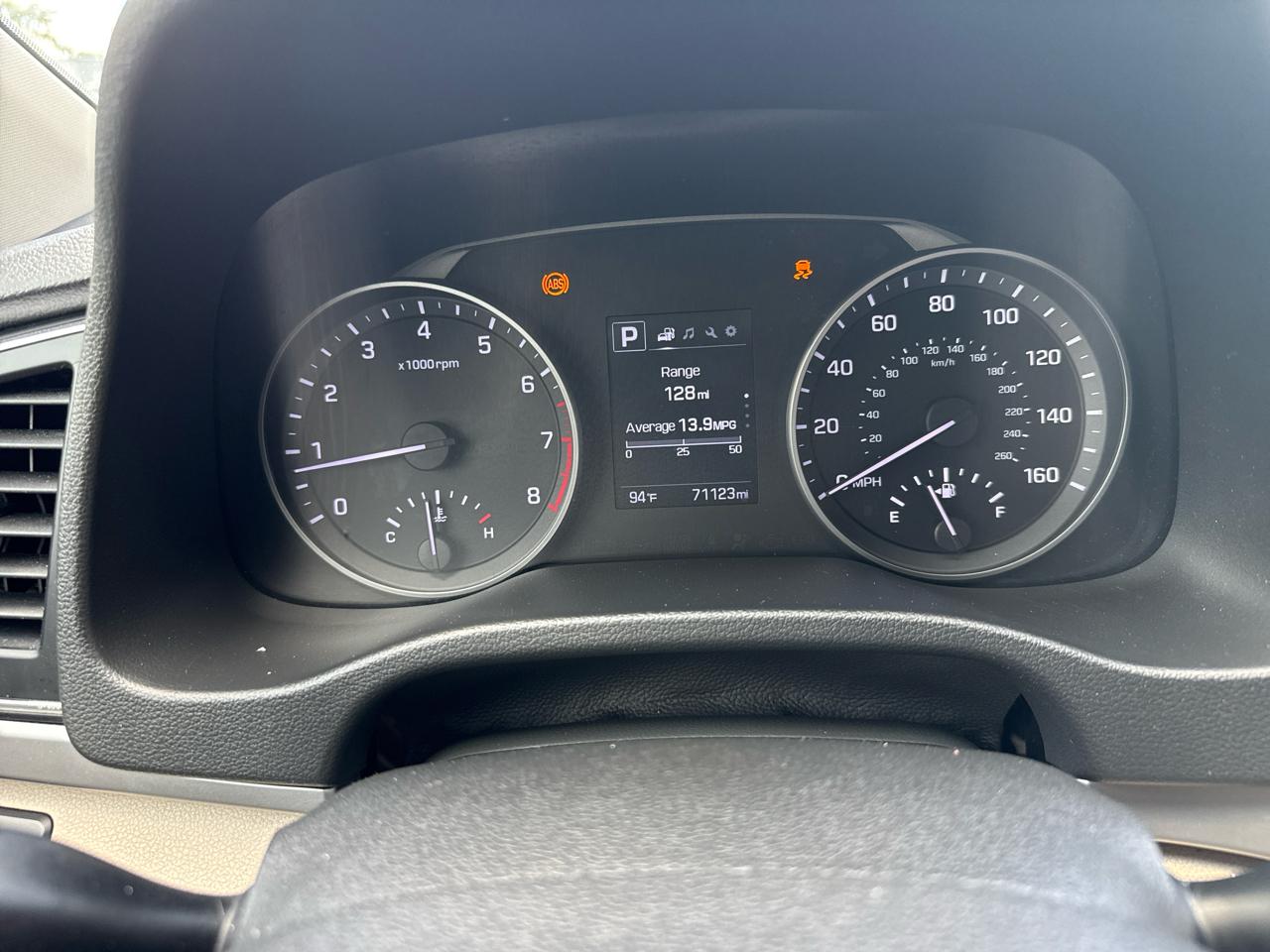 Hyundai Elantra Value Edition 2.0L Auto (Ulsan) 2018