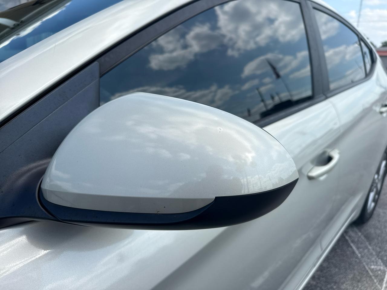 Hyundai Elantra Value Edition 2.0L Auto (Ulsan) 2018