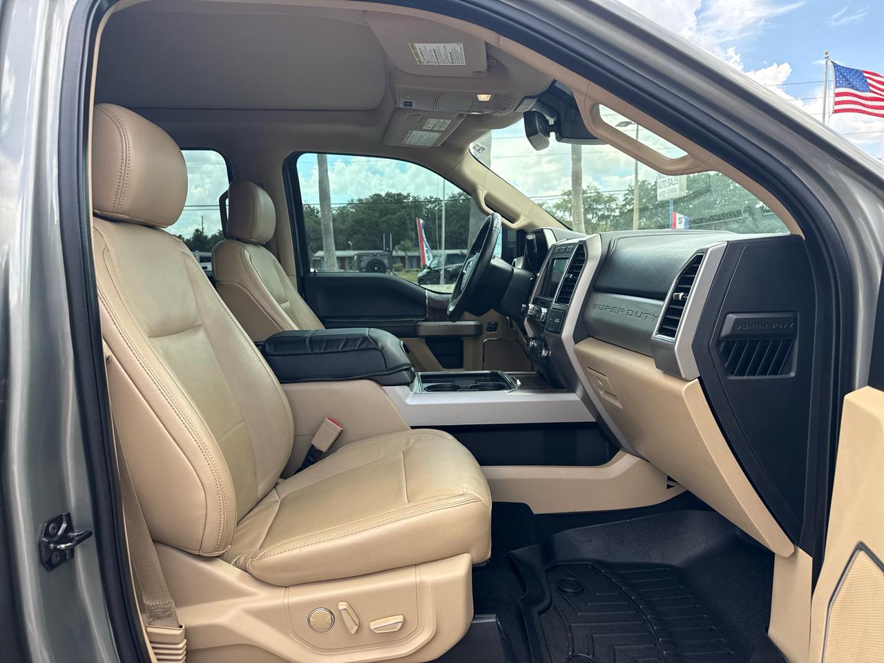 Ford Super Duty F-250 SRW Lariat 4WD Crew Cab 6.75' Box 2019