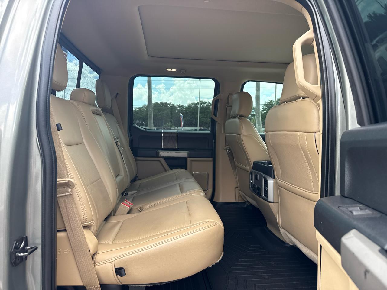 Ford Super Duty F-250 SRW Lariat 4WD Crew Cab 6.75' Box 2019
